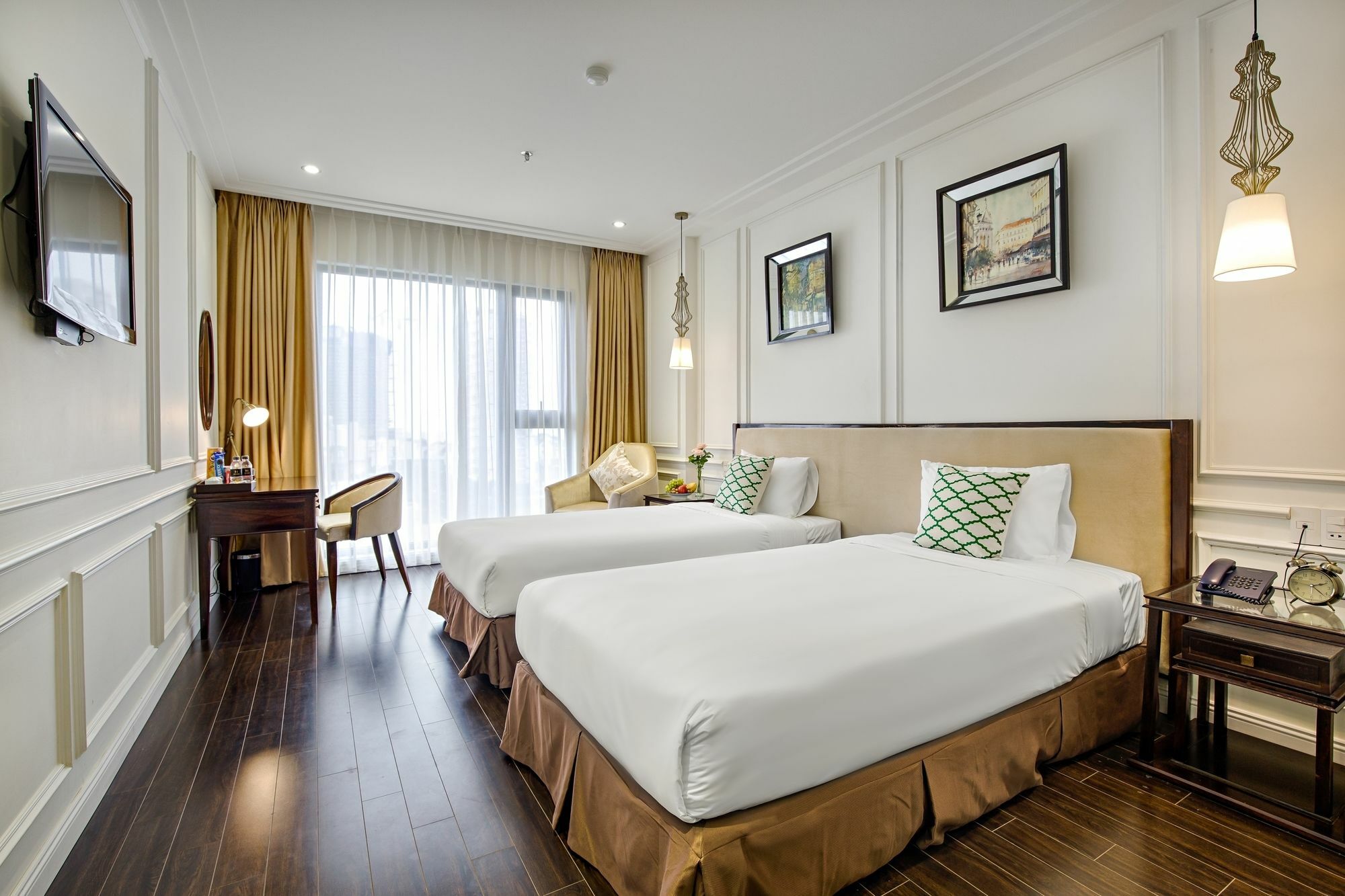 The Herriott Hotel&Suite Da Nang Buitenkant foto
